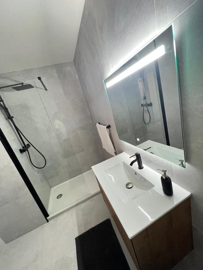Appartement Haut Standing Proche Du Centre Ville, Vue Sur La Cathedrale Saint Louis Blois Exterior foto