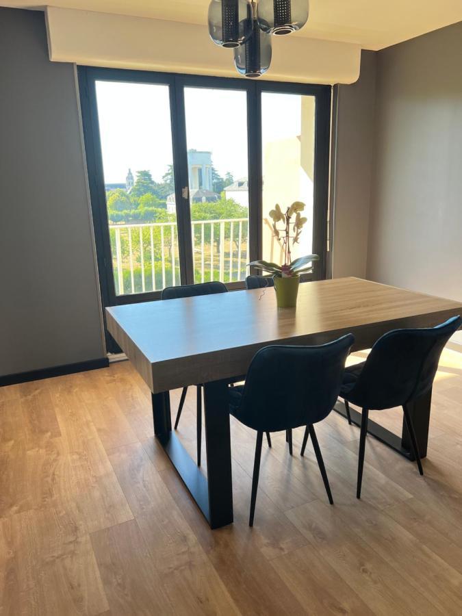 Appartement Haut Standing Proche Du Centre Ville, Vue Sur La Cathedrale Saint Louis Blois Exterior foto